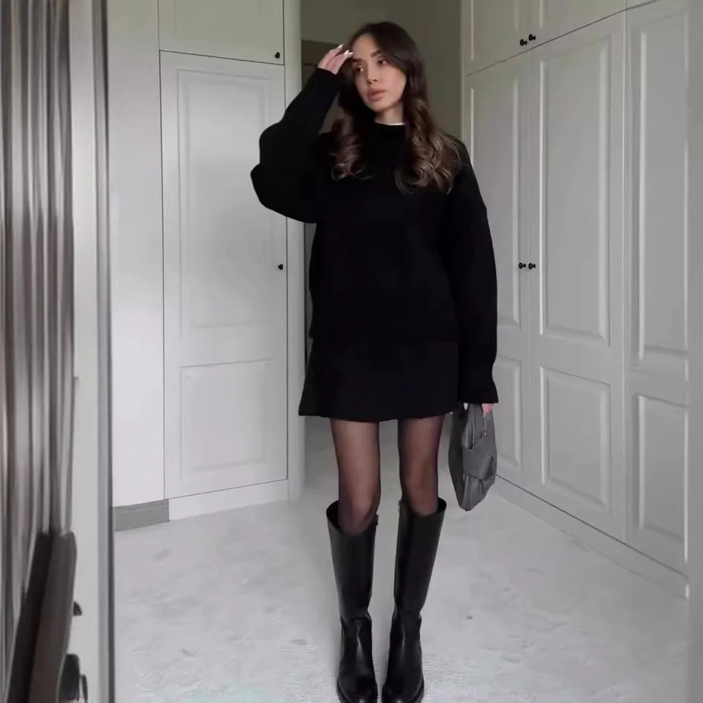 Preppy 2-delt Striksæt med Sweater og A-formet Mini-nederdel