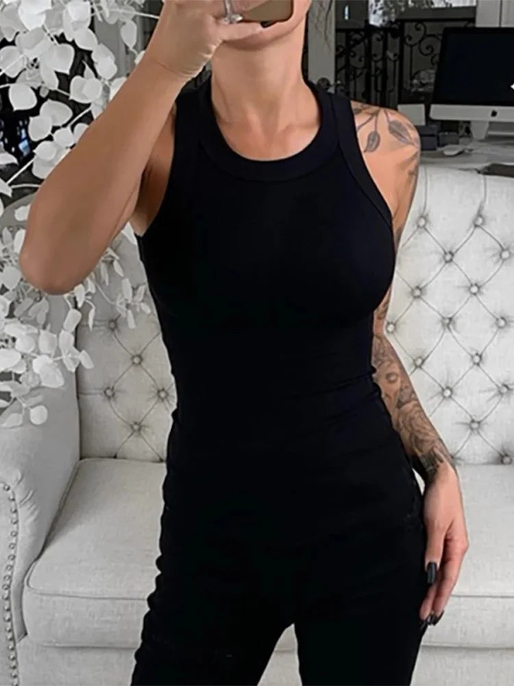 Ribbet tanktop med rund hals