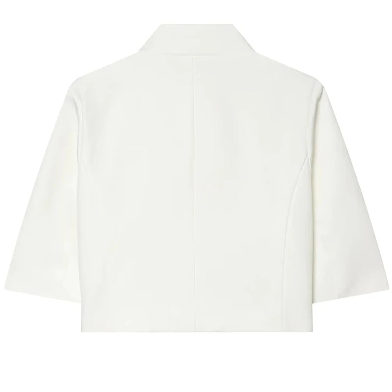 Hvid kort blazer med asymmetrisk snit