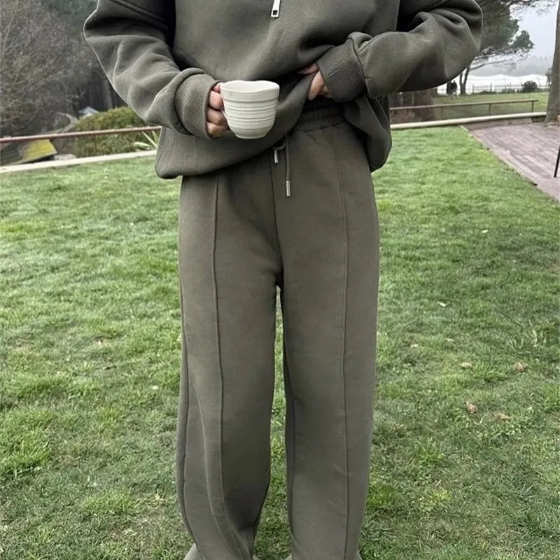 Casual 2-delt Sæt til Kvinder med Ensfarvet Pullover og Lange Ærmer
