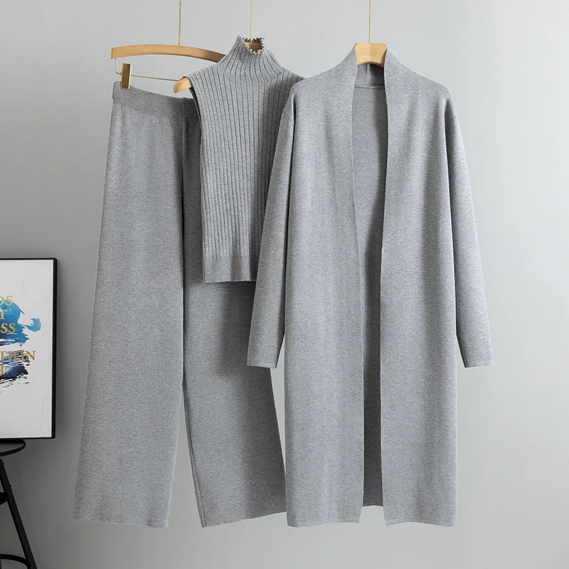 Elegant 3-delt Striksæt med Cardigan, Sweater og Bukser