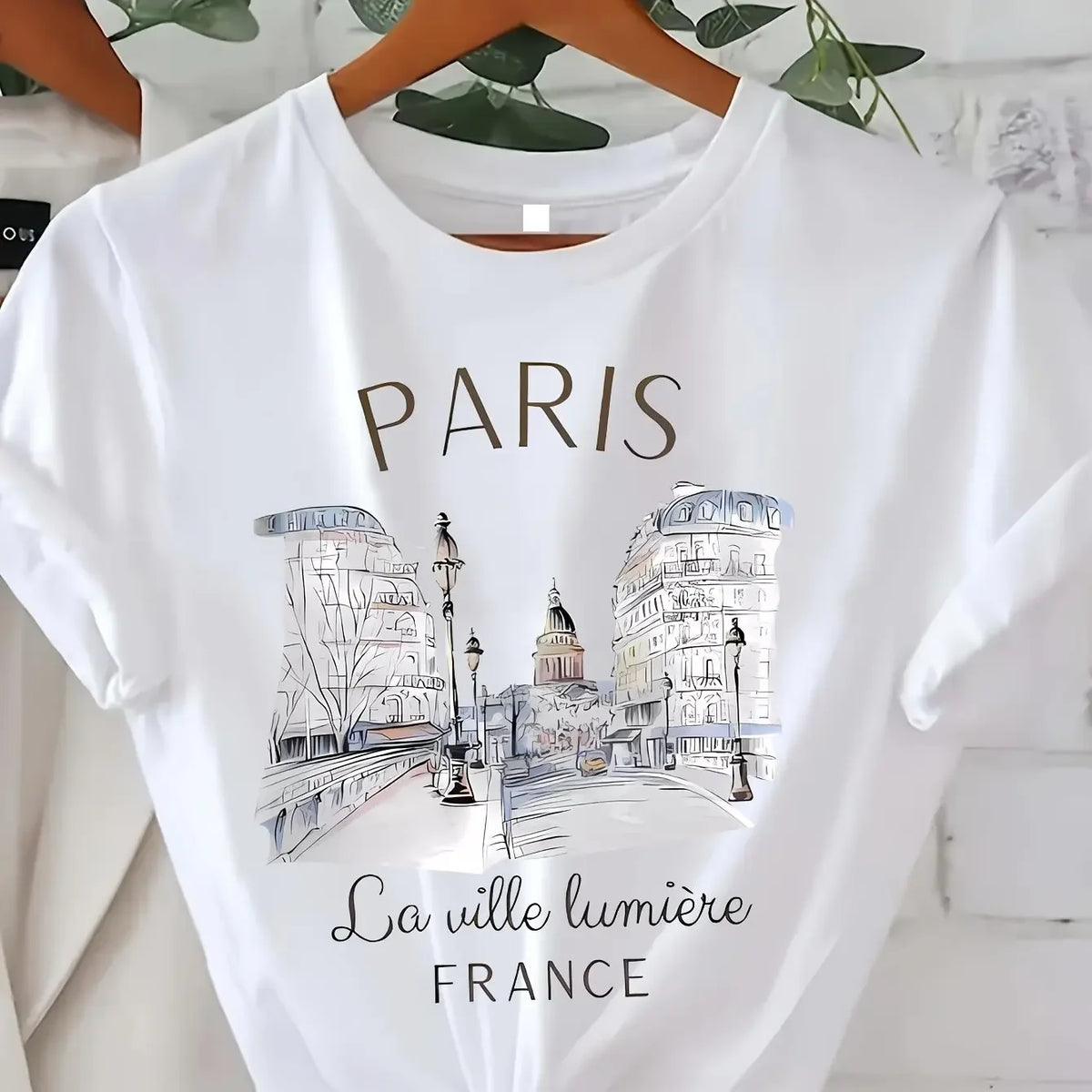 T-shirt med Paris-inspireret Print