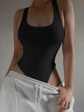 Figursyet bodysuit med halterneck