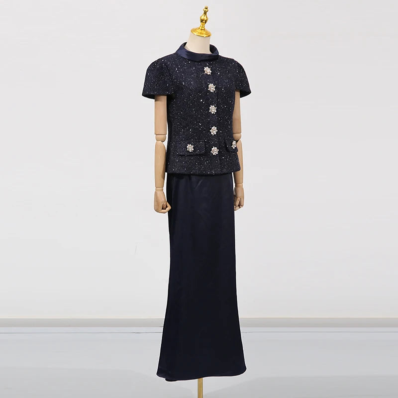 Elegant 2-delt Sæt med Tweedbluse og Højtaljet Maxi-nederdel